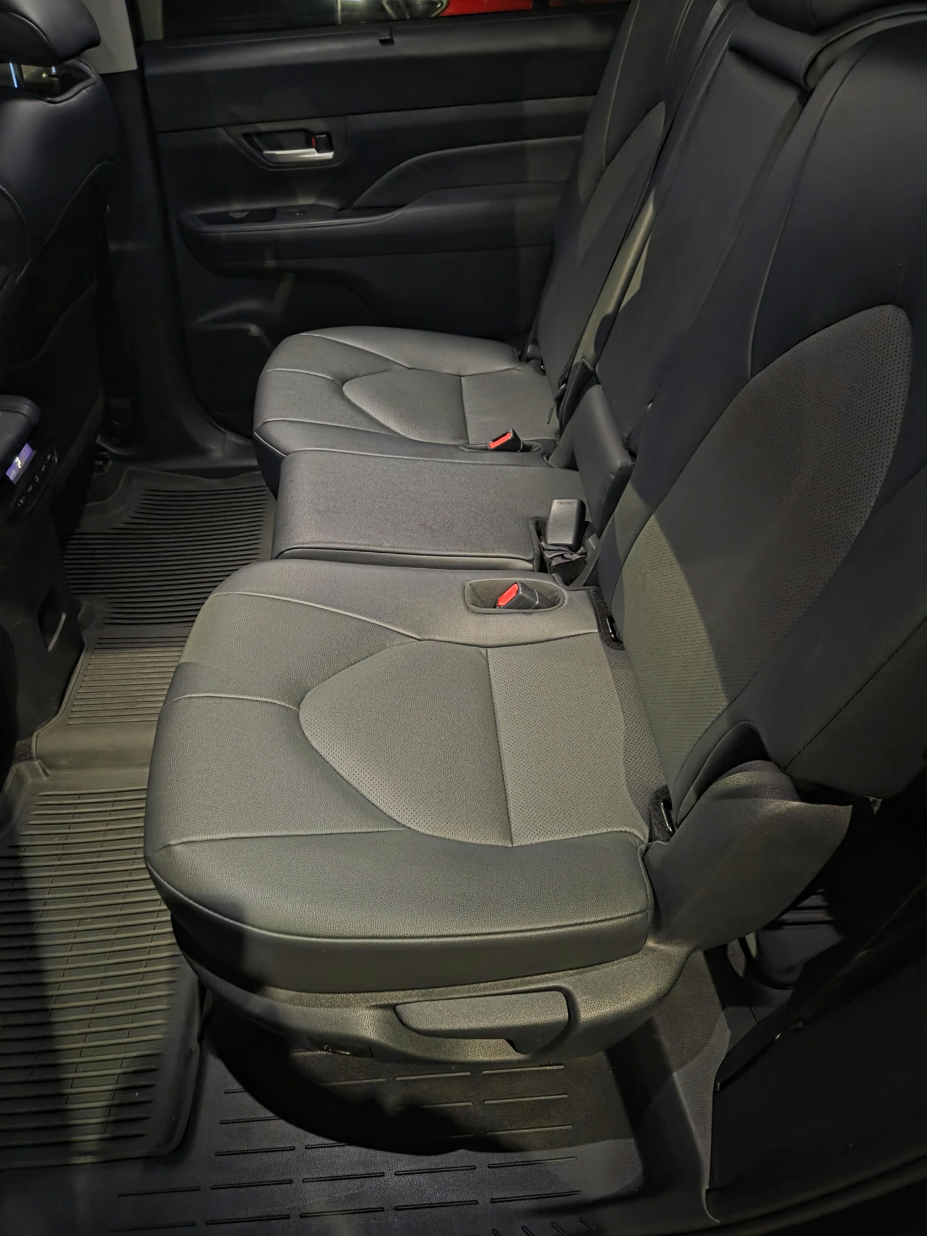 Official CASTRIAL passenger cabin photograph